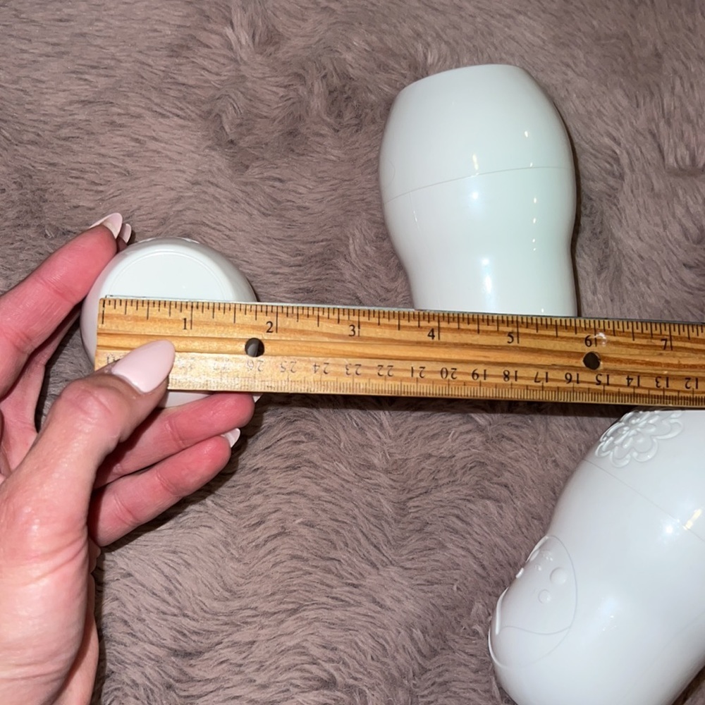 Russian Dolls measuring cups set of 3 white ivory canisters 3.5” 4.5” 5”​ - Picture 10 of 12